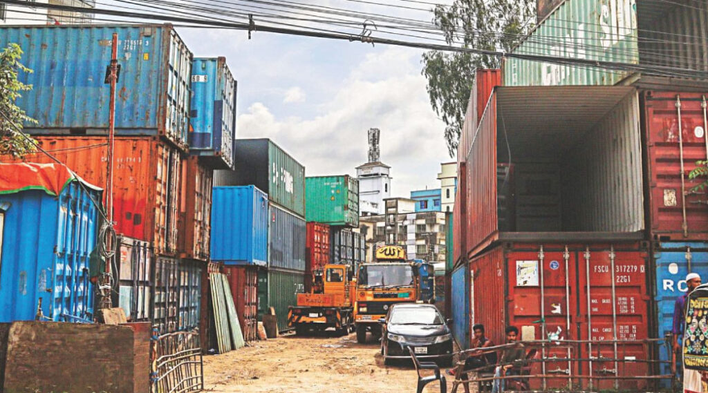 Containers being sold illegally in Chattogram’s Nayabazar area recently. Photo: Rajib Raihan